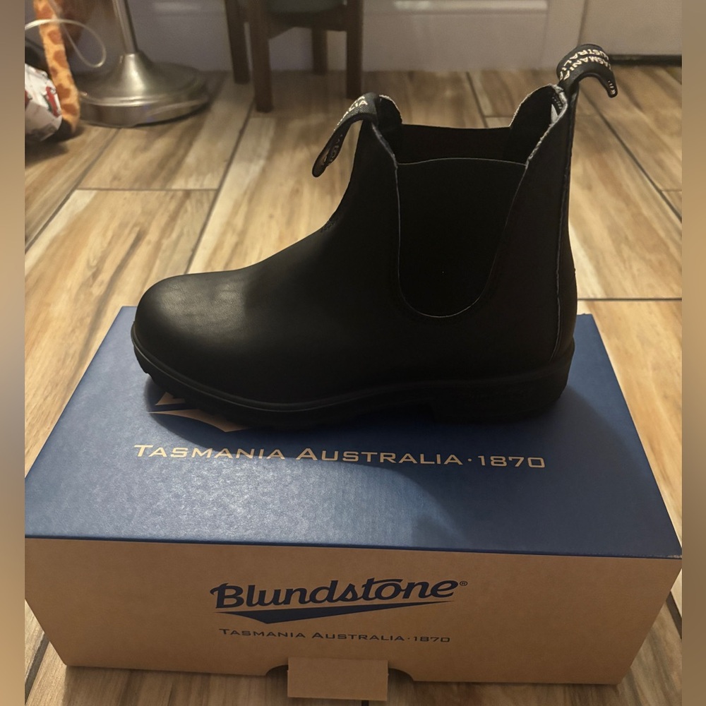 Blundstone Black Women’s Chelsea Boots